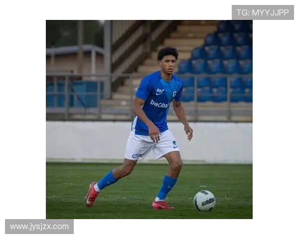 巴萨官宣签下18岁中卫昂斯坦