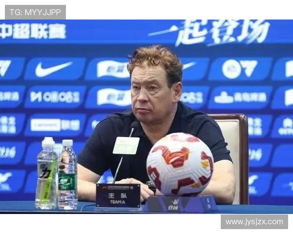 斯卢茨基称赞少一人仍拼到最后